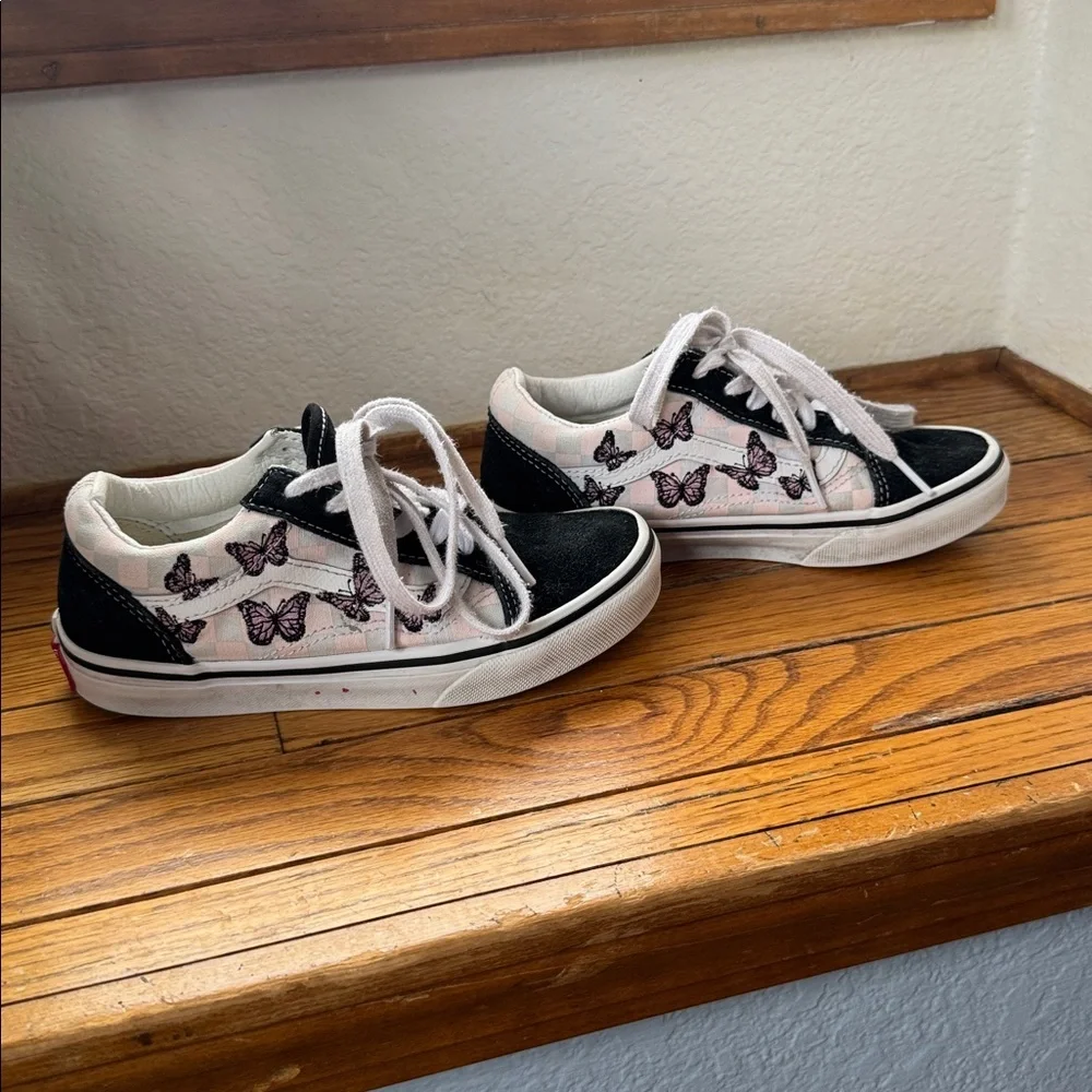 Vans Off the Wall Girls 🦋 Butterfly cute kid sneakers size 1 back to school